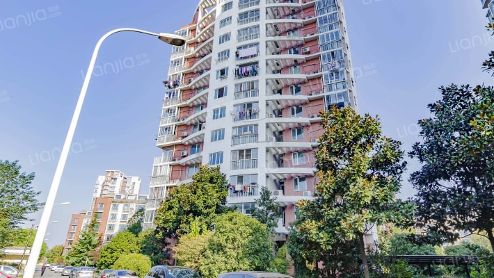 香江花城水云轩外景图