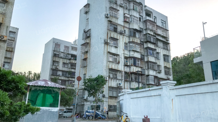 山景花园外景图