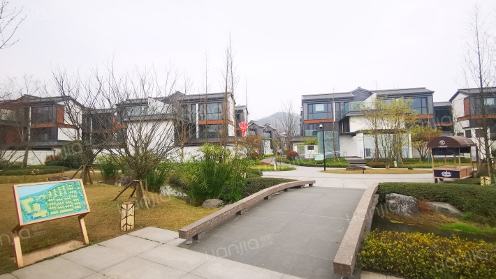 仁恒溪云居外景图