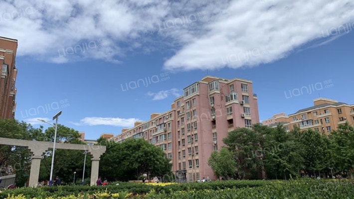 万年花城三期外景图