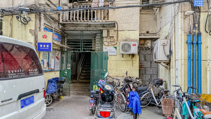 长寿路555号外景图