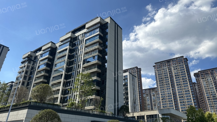 金富高铁滨河苑外景图