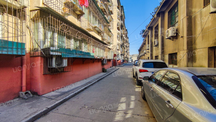 运输公司家属院外景图