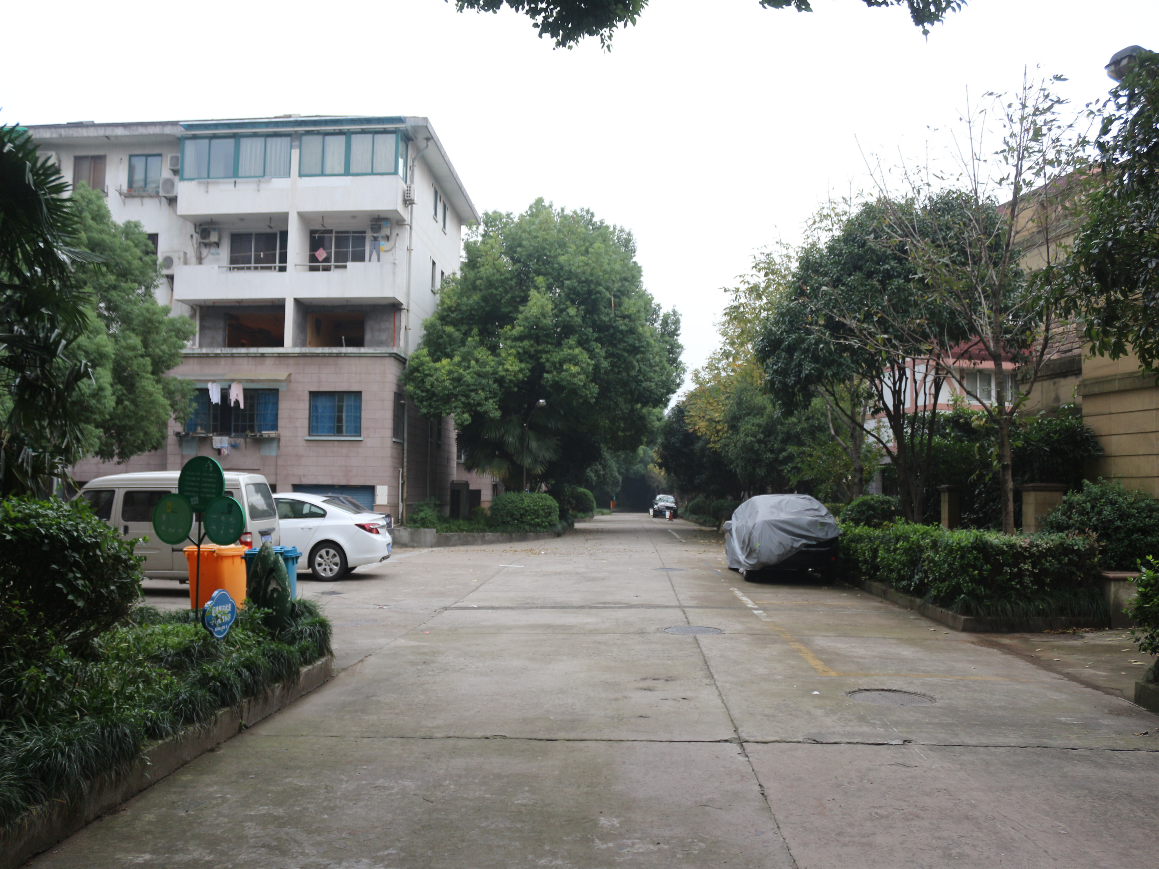 Zhijiang Garden compound photo 17