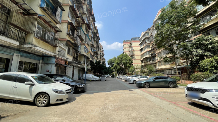 长春小区(江汉)外景图