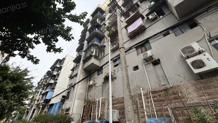 川九小区外景图