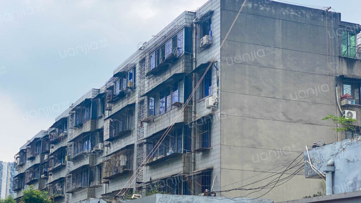 攀法小区外景图