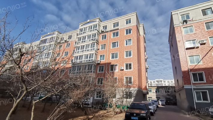 竟越明居外景图