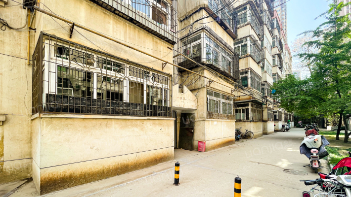 机械化公司家属院外景图