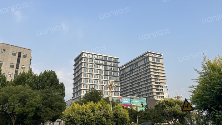 众和城市广场外景图