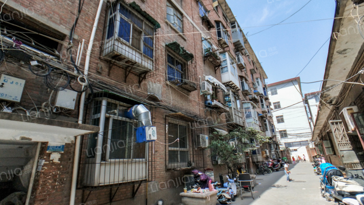 西十里铺南路18号院外景图