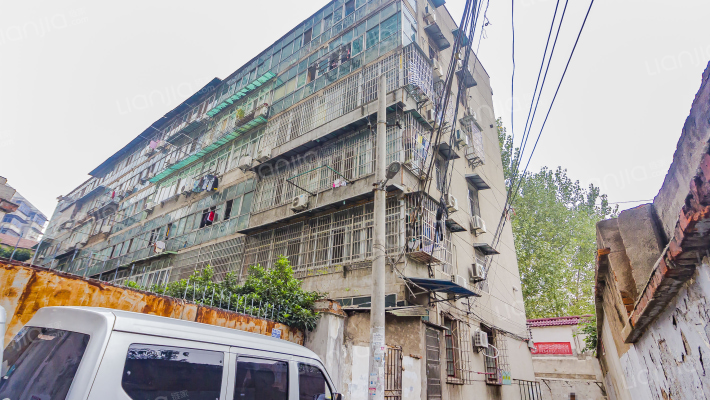 街道口外贸宿舍外景图