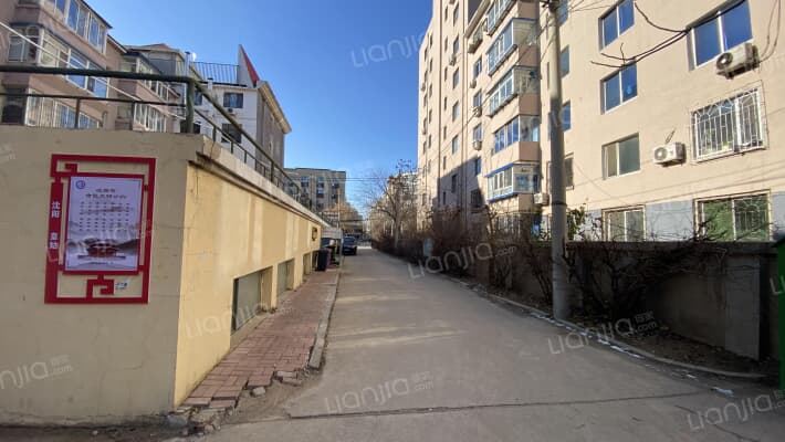 记者站小区外景图