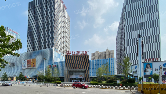 万达广场外景图