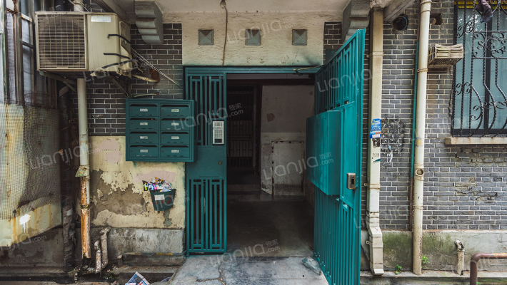 天山小区外景图