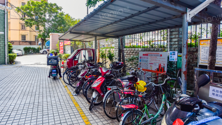 奎江公寓外景图