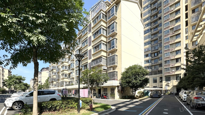 羊尖花苑外景图