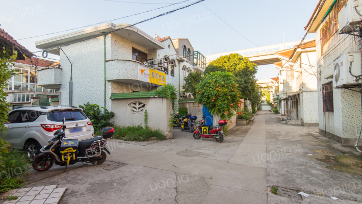 鸿宝二村(别墅)外景图