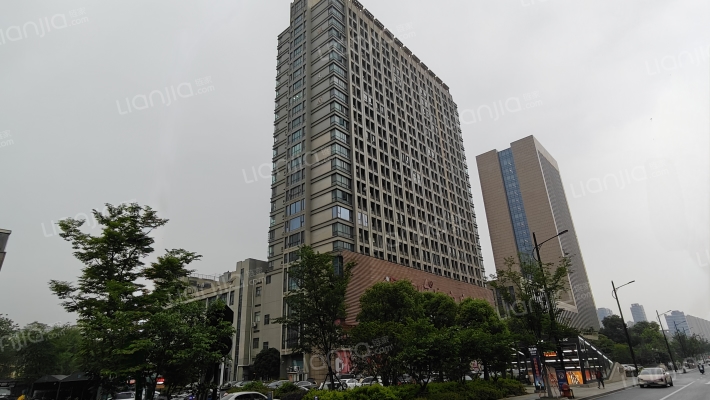 银通大厦外景图