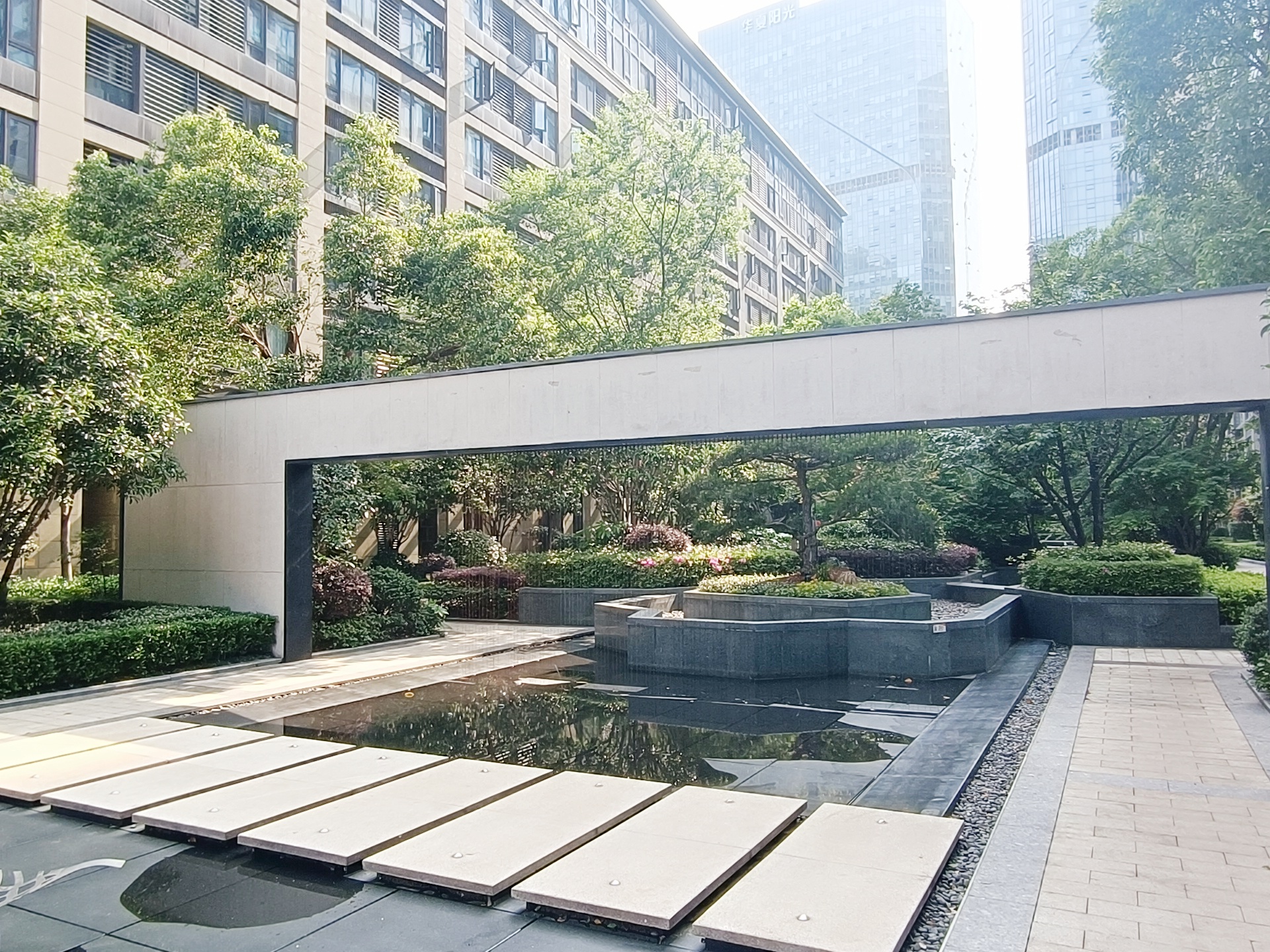 Heart of Hua Xia compound photo 9