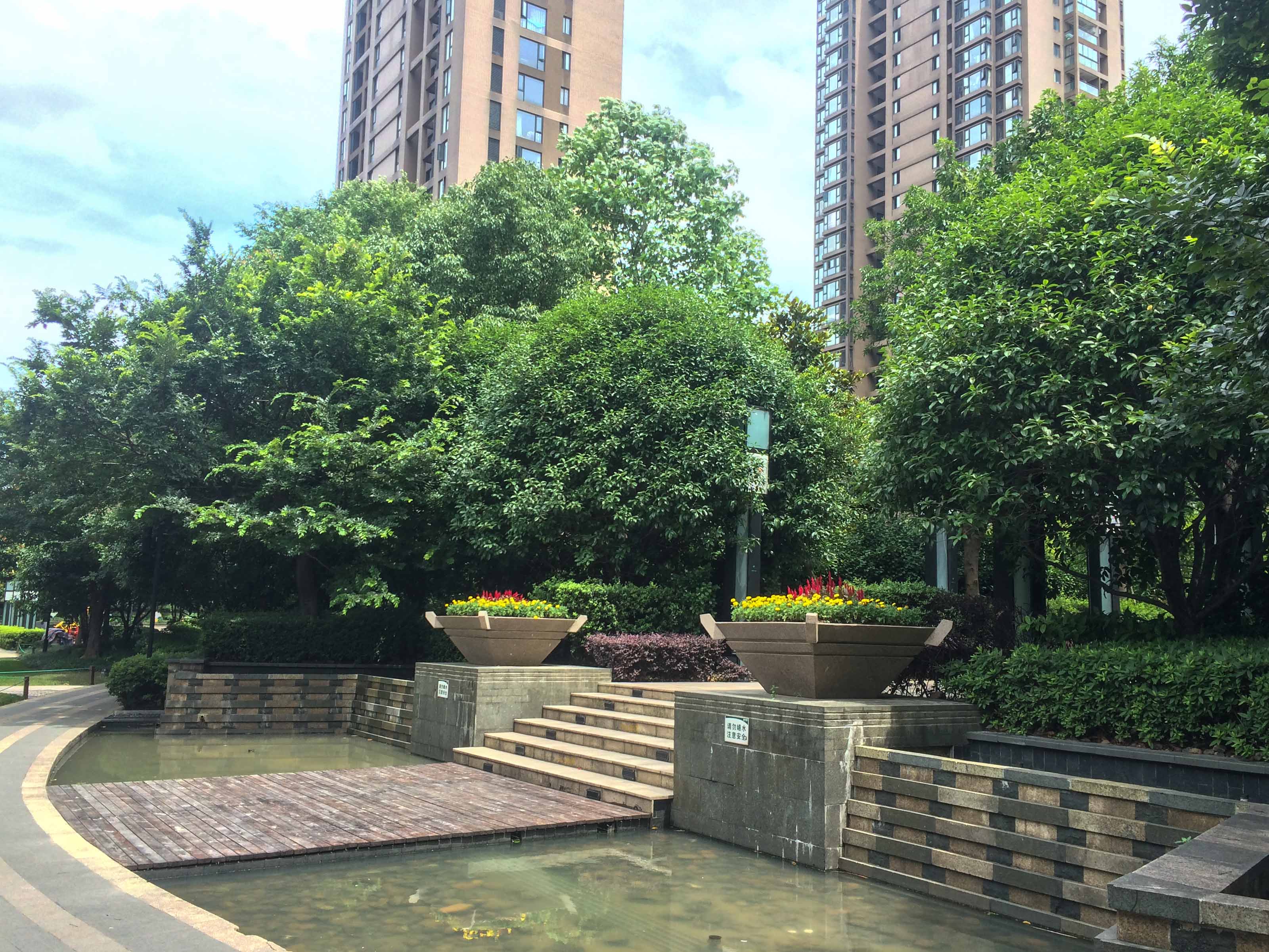瑞立中央花城小区实景 14