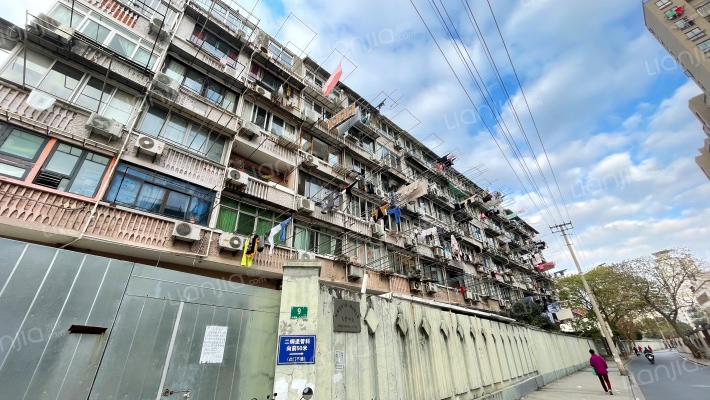 长阳路1900弄外景图