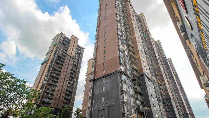 假日君悦湾外景图