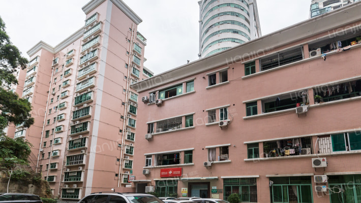 高标住宅小区外景图