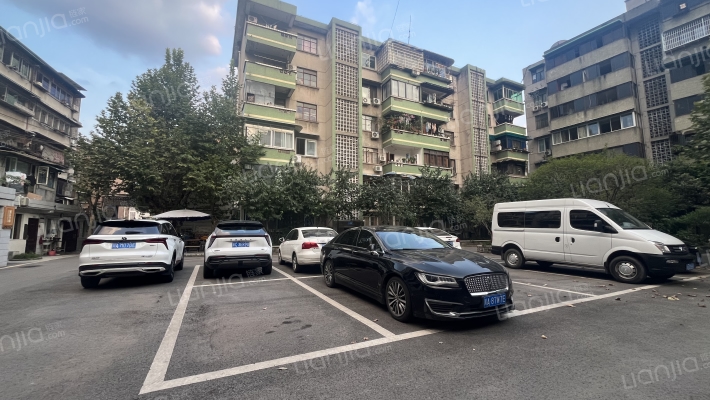 华新中街95号外景图