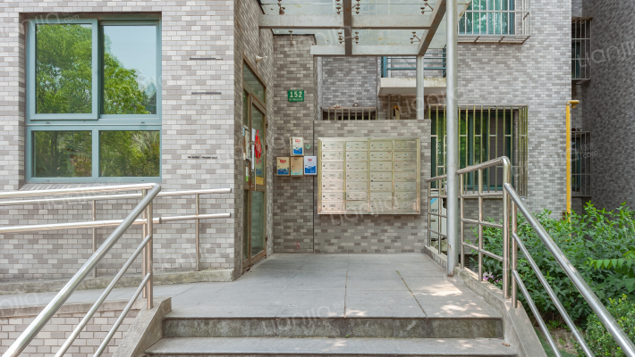 四季绿城外景图