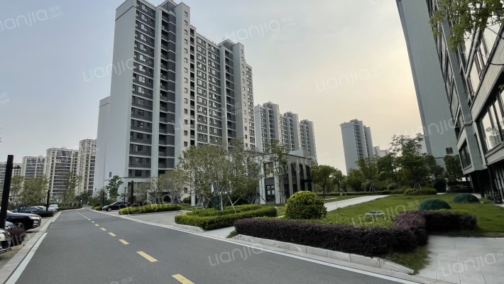 保利和光晨樾外景图