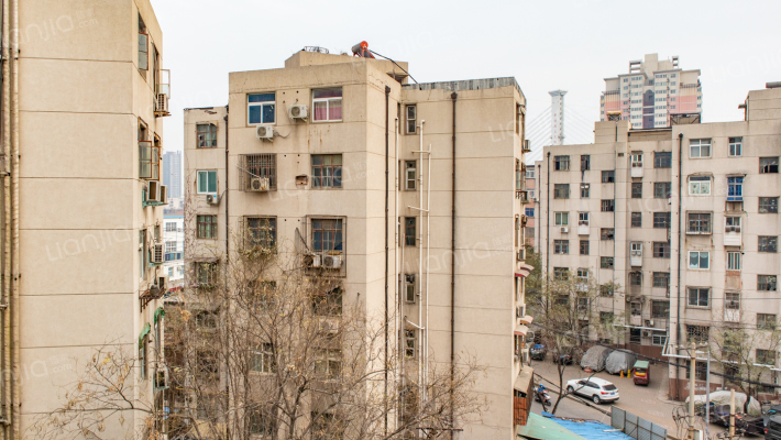 铁工里街40号院外景图