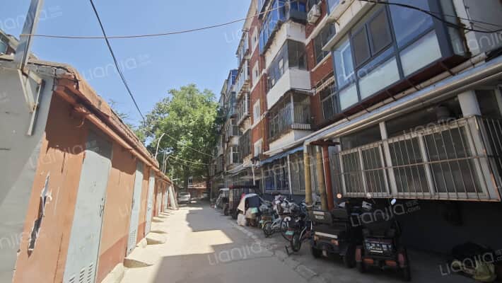 亚太宿舍外景图