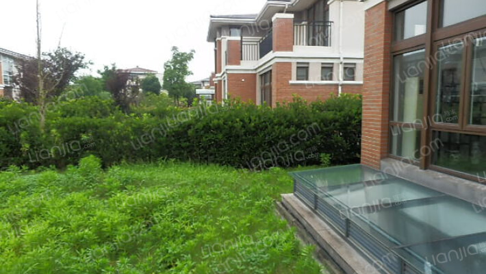 绿地国际山庄外景图