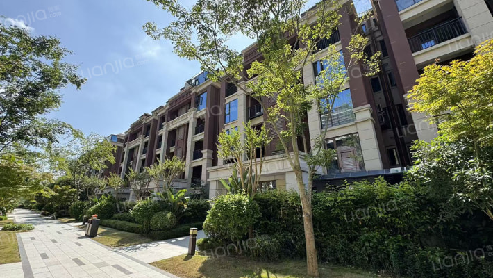 领地天府兰台宸园外景图