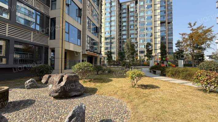 东湖优品外景图