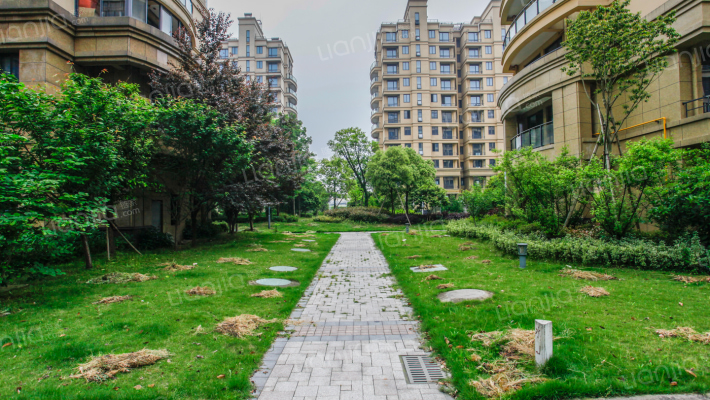 兰馨公寓外景图