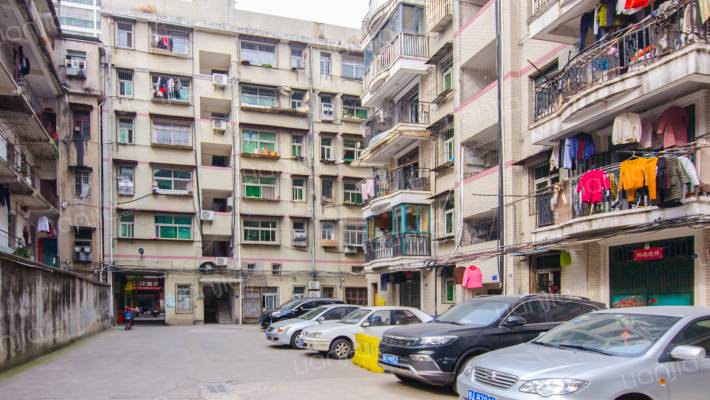 影剧院宿舍外景图