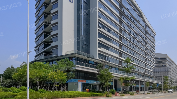 源卓阁下的海外景图