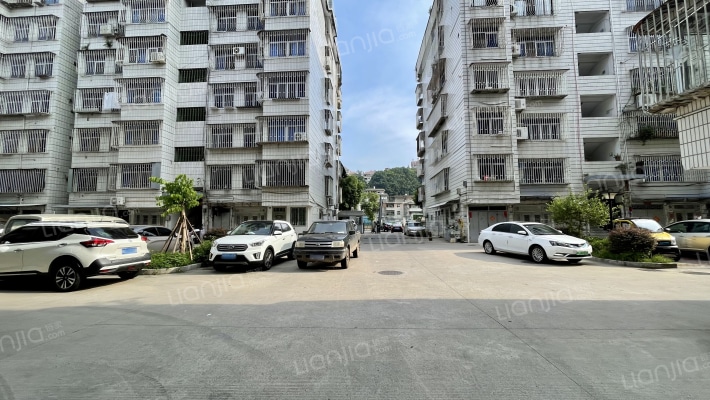 景美小区外景图