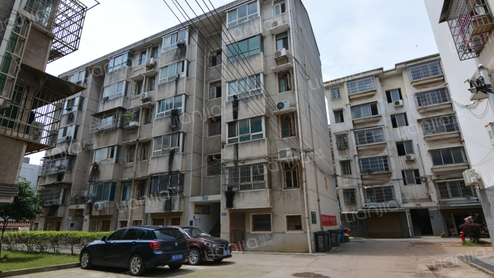 江滨家园一期外景图