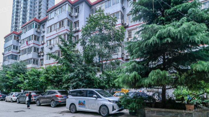 纸箱厂职工住宅小区外景图