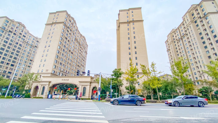 中海央墅外景图