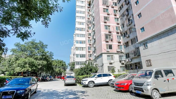 青塔秀园外景图