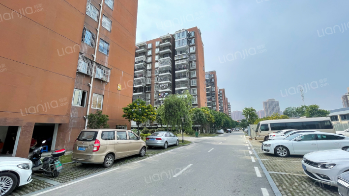 建平花园外景图