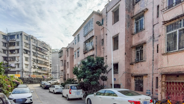 新光里三街外景图