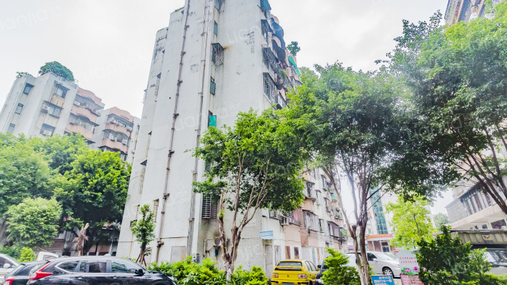 珠江小区外景图