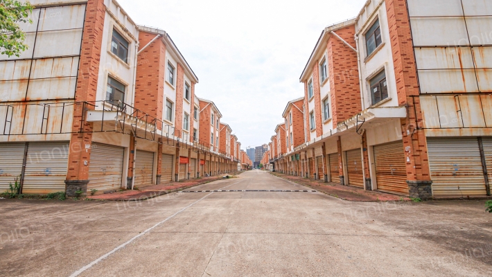 南昌小商品城外景图