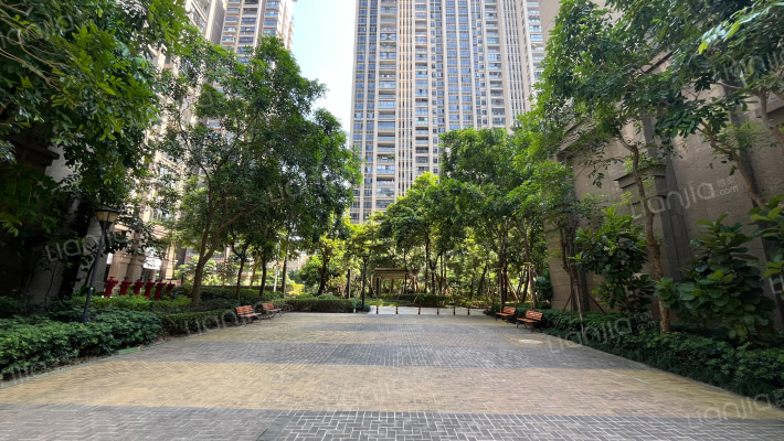 金地伊顿山一期外景图