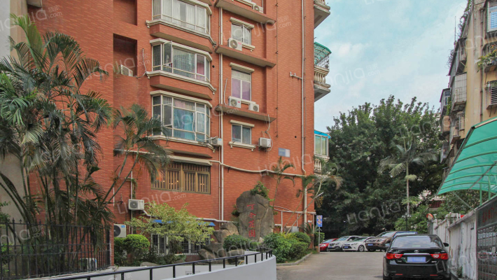 百合花园外景图